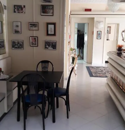 Hotel Eden 3*