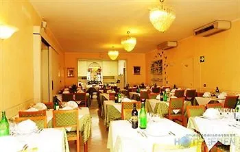 Eden Hotel 3*